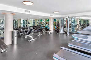 Fitness facility - Penthouse 2 Bed 2 Bath Bay View with Balcony (Miami Beach)
