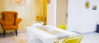 Ella Home / Villa Abidjan / Climatisation / Wi-fi / Parking Gratuit