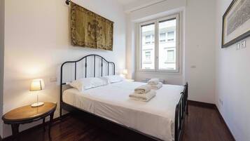 Comfort Apartment | 2 bedrooms, premium bedding, down comforters, laptop workspace