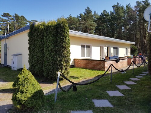 Gemütlicher Bungalow in direkter Küstenwaldlage - 5 min zum weißen Ostseestrand