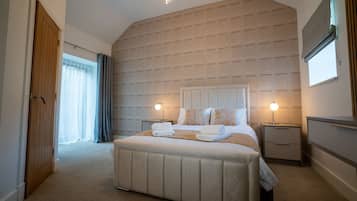 Rumah | 3 kamar tidur, setrika/meja setrika, Wi-Fi gratis, dan seprai linen