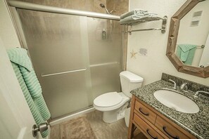 Towels, soap, toilet paper - TAMPA CONDO (Tampa)