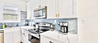 Perfect Norfolk Retreat Minutes to Ocean View Beach!