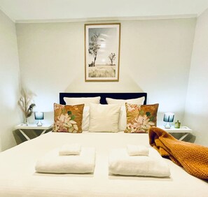 5 chambres, bureau, fer et planche à repasser, Wi-Fi