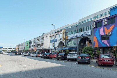 Persona Boutique Hotel