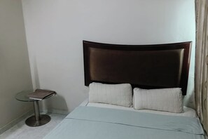 Deluxe Double Room | 1 bedroom, desk, soundproofing, free WiFi