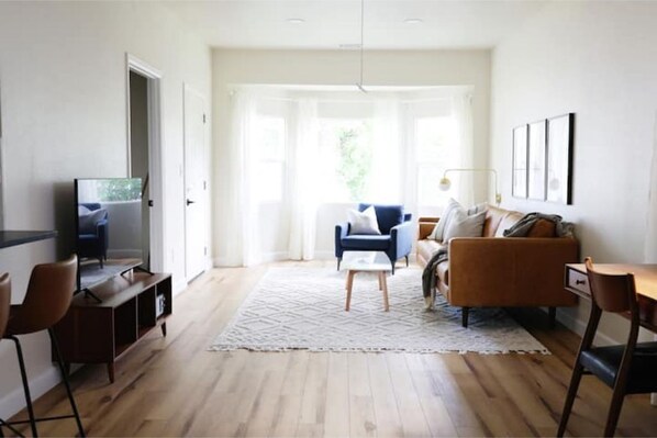 Smart TV, books, stereo - The 1917 • Renovated Downtown Bungalow with Private Fenced Yard (Cheyenne)