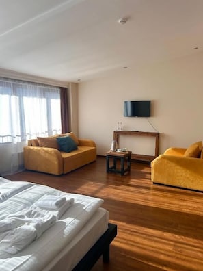 Deluxe Room | Free WiFi, bed sheets - Mountain House Kazbegi (Kazbegi)