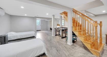 The Cottage House - Pool & Hot Tub