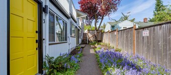 Retreat near UO, Autzen, Amazon Park | 2 Studio - 2 Bath