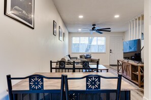 Interior - 😍 Updated Condo (# 3) near UO, Autzen Stadium, Amazon Park (Eugene)