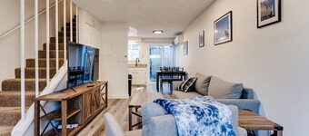 đ Updated Condo (# 3) near UO, Autzen Stadium, Amazon Park