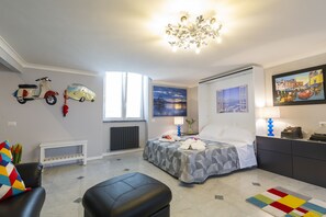 1 غرفة نوم ومكواة/لوح كي وسرير سفر وواي فاي مجانًا