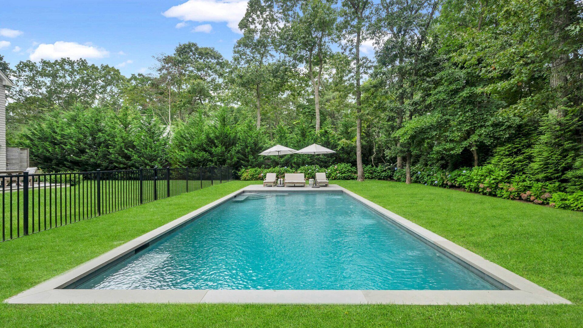 Contemporary East Hampton Retreat with Private Pool Close to Clearwater and...