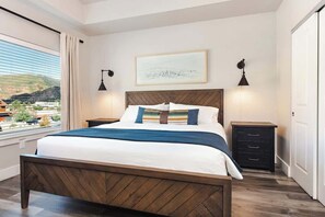 2 habitaciones, escritorio, tabla de planchar con plancha y wifi 