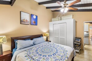 1 quarto, ferros/tábuas de passar roupa, Wi-Fi, roupa de cama