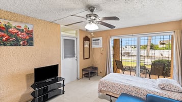 1 quarto, ferros/tábuas de passar roupa, Wi-Fi, roupa de cama