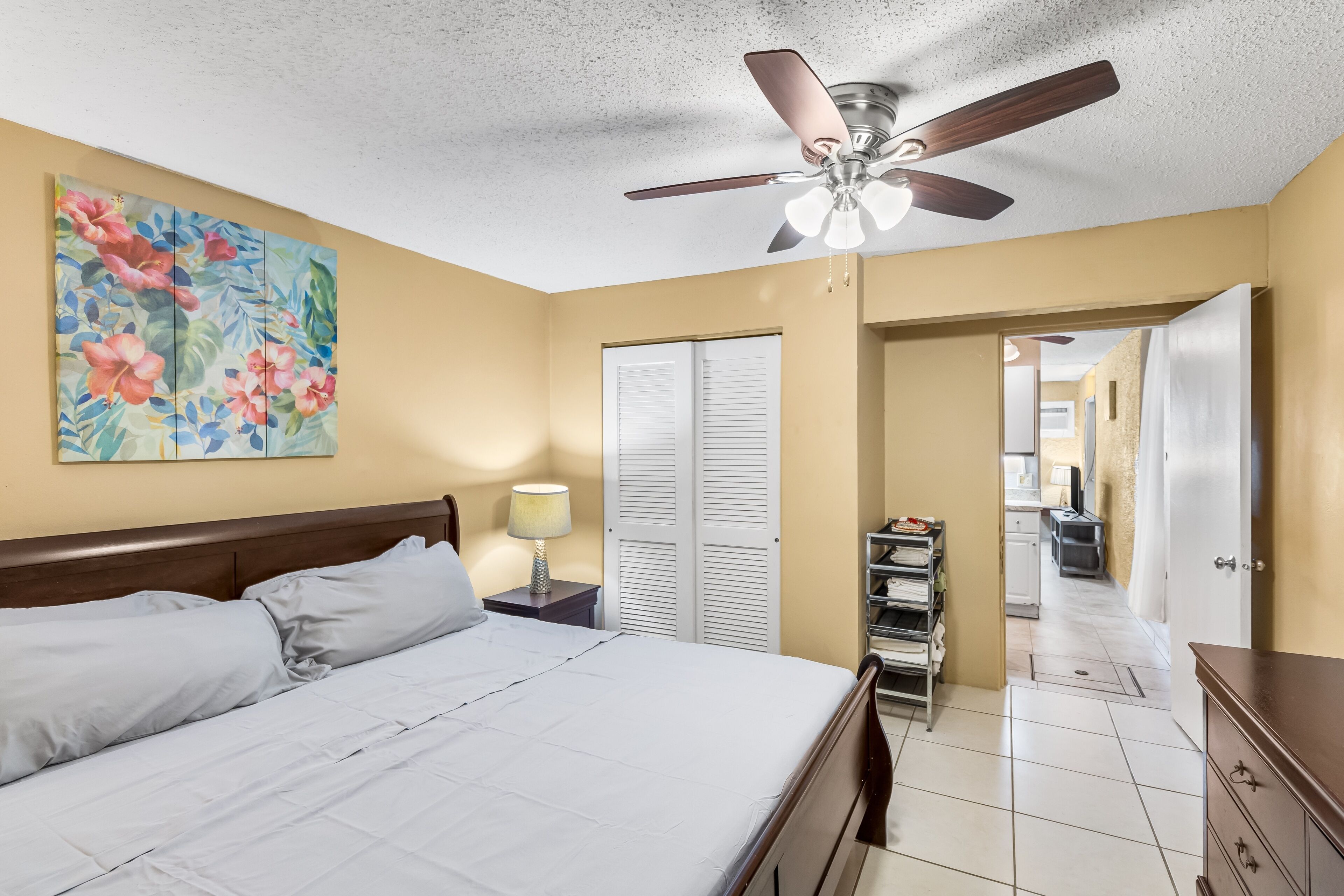 1 bedroom, iron/ironing board, WiFi, bed sheets