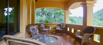 1-BEDROOM MOUNTAIN COTTAGE - ALTOS DEL MARIA