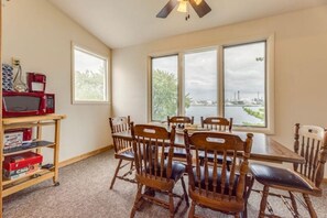 Dining - Riverside Retreat (Port Huron)