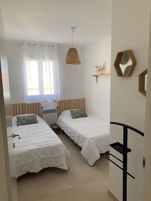 2 chambres, accès au Wi-Fi (inclus), literie fournie