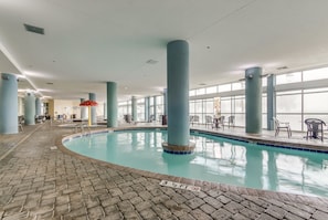 Innenpool, Außenpool