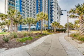 En la playa, arena blanca