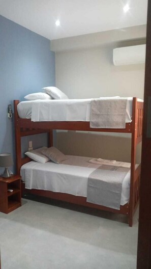 Family Apartment | Laptop workspace, free WiFi, bed sheets - Bellazio Aparthotel (Iquitos)