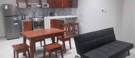 Family Apartment | Private kitchen | Full-size fridge, microwave, oven, stovetop