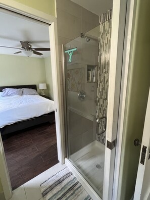 1 bedroom, WiFi, bed sheets - Normal Heights Studio Unit (San Diego)