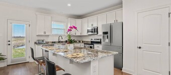 Mardi Gras Magic Krew Celebration Cottage - WCN242