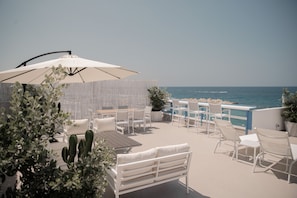 Luxury Studio Suite | Terrace/patio - Yam Suites (Enfeh)