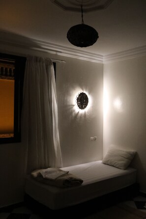 7 bedrooms, WiFi, bed sheets - Stunning Oasis with Panoramic Views: Your Dream Getaway Awaits! (tamraght)