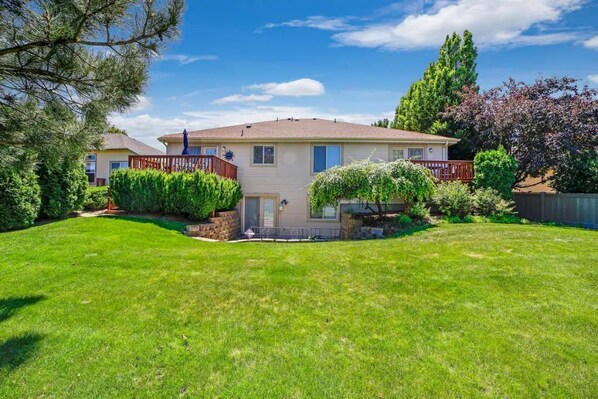 Exterior - Canyon Rim Delight
(Twin Falls)