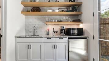 House, Multiple Beds, Patio (403 W Austin - Combo) | Private kitchen | Coffee/tea maker