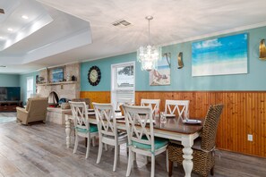 House, Multiple Beds, Pool Access, Pool View | Dining - Shanggri-la (Rockport)