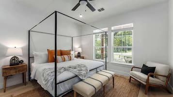 3 bedrooms, individually decorated, individually furnished, bed sheets