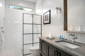 House, 1 King Bed, Patio (403 W Austin #2) | Bathroom | Towels - The Stables Suite Two (Fredericksburg)