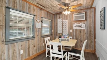 2 bedrooms, individually decorated, individually furnished, bed sheets