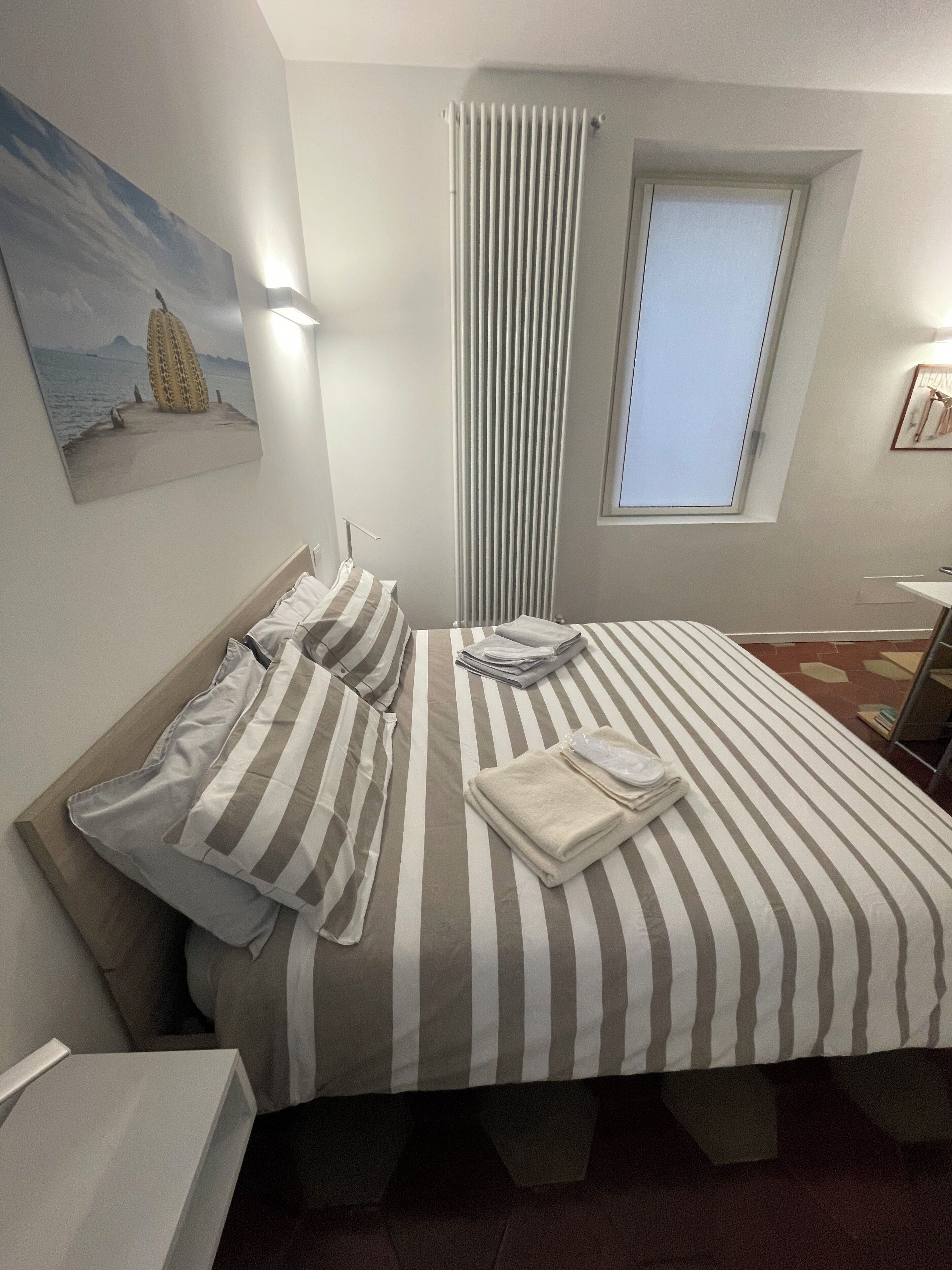 1 makuuhuone, työpöytä, ilmainen Wi-Fi, vuodevaatteet