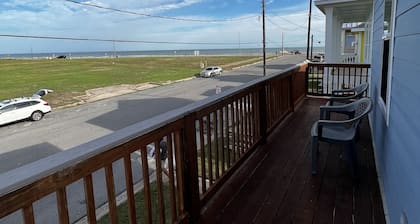 A Salty Air Retreat just steps away from the Gulf of Mexico