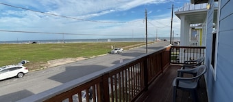 A Salty Air Retreat just steps away from the Gulf of Mexico