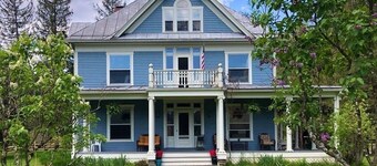 Laurel River Club Bed & Breakfast