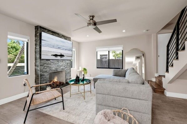 Living area - Charming Home in Buena Vista - Miami ! (Miami)