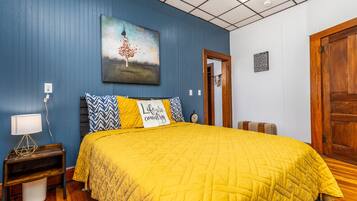 1 bedroom, free WiFi, bed sheets