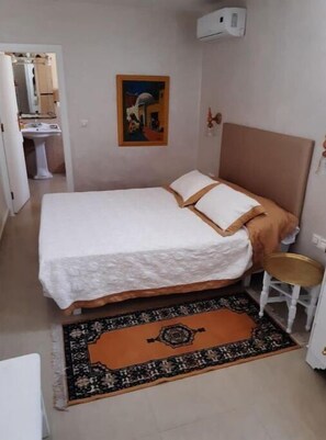 2 bedrooms, WiFi - House in the Medina of Tetouan (Tetouan)