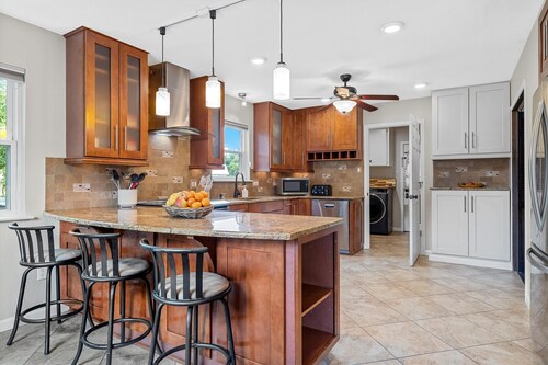 Beautiful Tudor Style home centrally located, and packed with amenities!