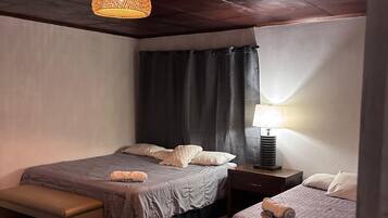 Deluxe Double Room | Free WiFi, bed sheets