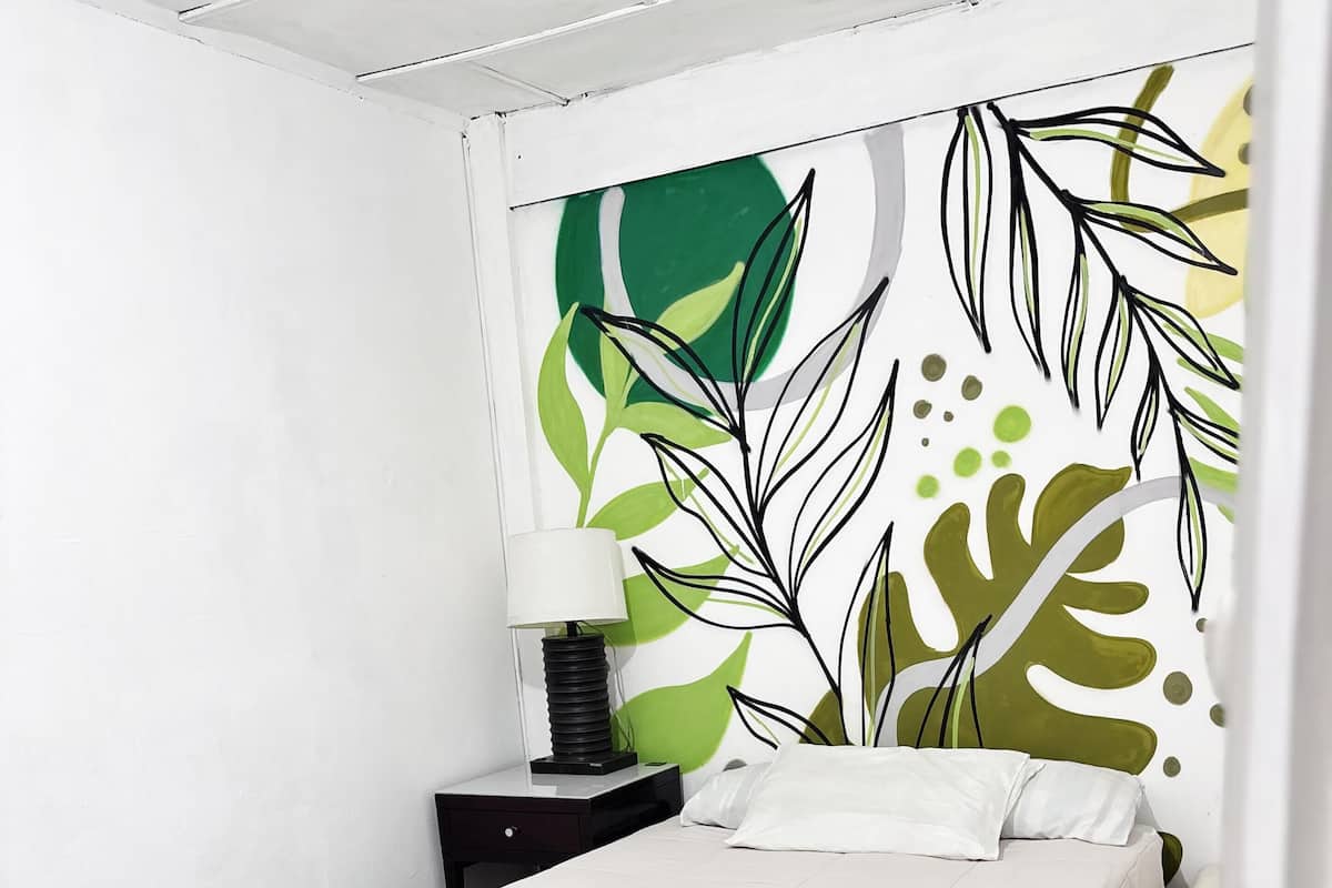 Wi-Fi de cortesia, roupa de cama