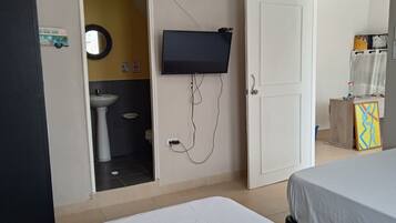 2 bedrooms, desk, travel crib, free WiFi